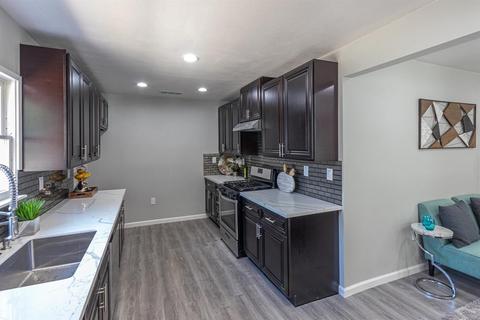 215 Achor, Modesto, CA 95354 photo 12