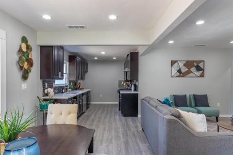 215 Achor, Modesto, CA 95354 photo 9