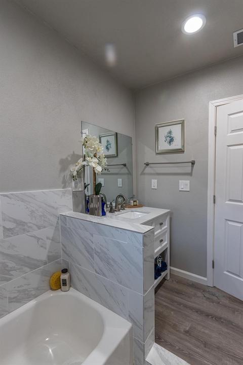 215 Achor, Modesto, CA 95354 photo 21