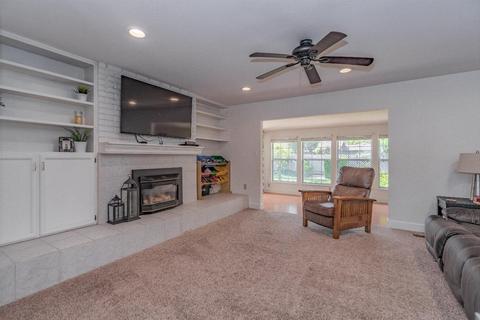 1013 Rutledge Pl, Modesto, CA 95355 photo 9