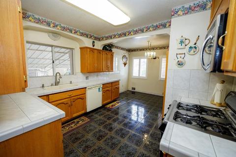 516 Maple St, Lodi, CA 95240 photo 14