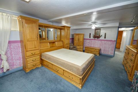 516 Maple St, Lodi, CA 95240 photo 28