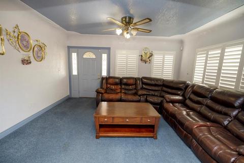 516 Maple St, Lodi, CA 95240 photo 9
