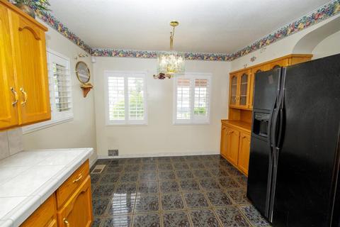 516 Maple St, Lodi, CA 95240 photo 20