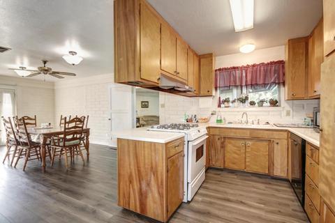8954 Cherry Ave, Orangevale, CA 95662 photo 9