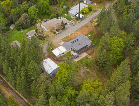 35 Pinecrest Dr, Applegate, CA 95703 photo 2