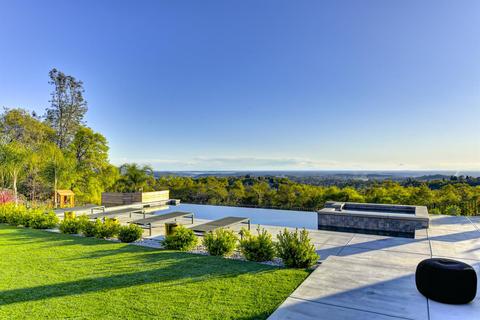1149 Lantern View Dr, Auburn, CA 95603 photo 4