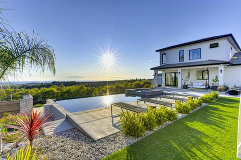 1149 Lantern View Dr, Auburn, CA 95603 photo 8