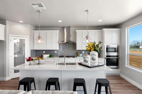 765 W Main St, Winters, CA 95694 photo 32