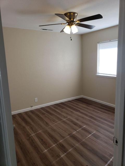 520 Summit Pl, Stockton, CA 95207 photo 9
