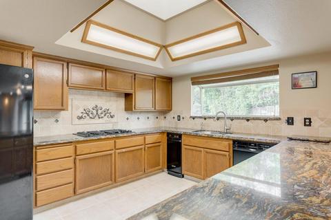 8461 Oakwind Ct, Orangevale, CA 95662 photo 17