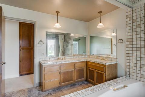 8461 Oakwind Ct, Orangevale, CA 95662 photo 38
