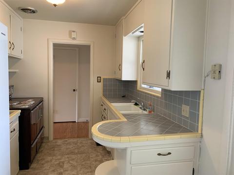 827 Barham Ct, Modesto, CA 95350 photo 8