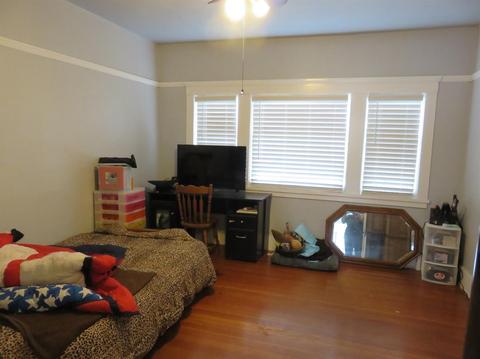 522 Flower St, Turlock, CA 95380 photo 23