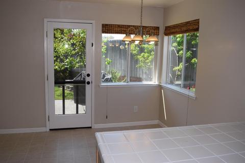 5463 Millburn St, Carmichael, CA 95608 photo 12