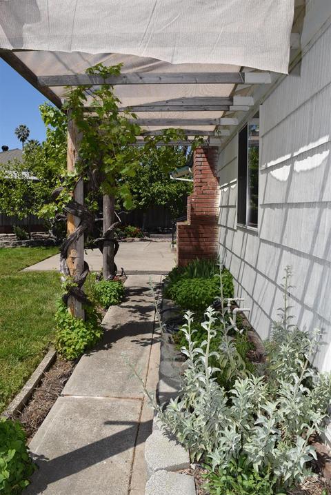5463 Millburn St, Carmichael, CA 95608 photo 32
