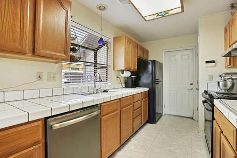 606 Downing Dr, Galt, CA 95632 photo 13