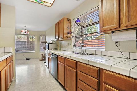 606 Downing Dr, Galt, CA 95632 photo 15