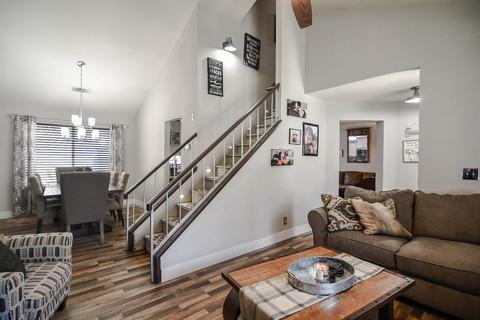 1909 Cobblestone Mnr, Modesto, CA 95355 photo 7