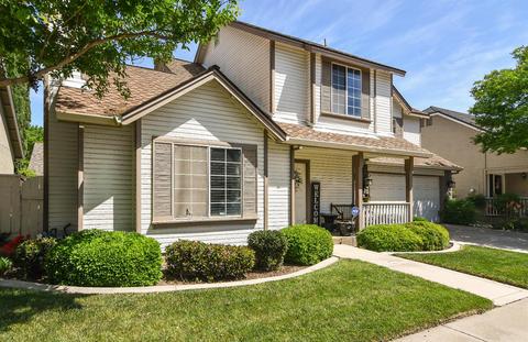 1909 Cobblestone Mnr, Modesto, CA 95355 photo 2