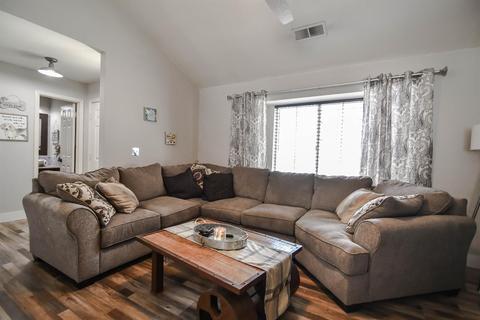 1909 Cobblestone Mnr, Modesto, CA 95355 photo 9