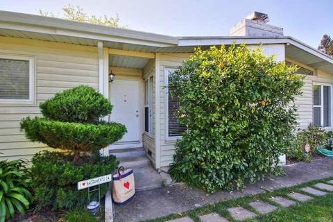 4800 Donovan Dr, Carmichael, CA 95608 photo 4