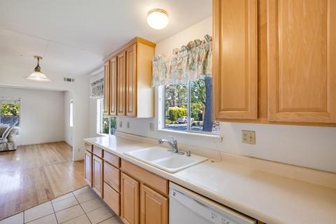 302 Mills Dr, Davis, CA 95616 photo 3