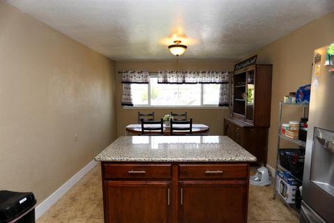 207 Palin Ave, Galt, CA 95632 photo 8