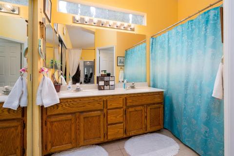 8341 Hillsbrook Dr, Antelope, CA 95843 photo 14