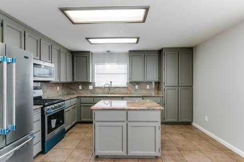 3700 Georgeann Pl, Ceres, CA 95307 photo 8