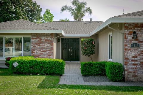 4734 Lake Dr, Carmichael, CA 95608 photo 4