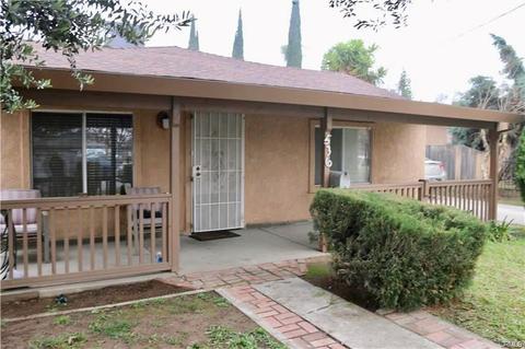 536 M St, Merced, CA 95341 photo 1