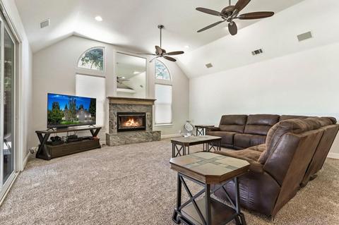 2447 Saint Moritz Dr, Lodi, CA 95242 photo 17