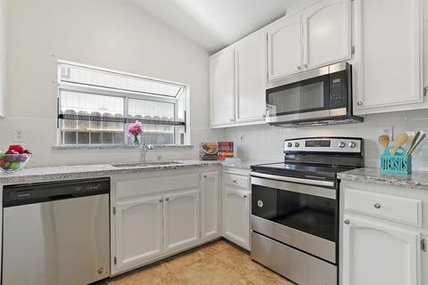 1603 Isaiah Ct, Ceres, CA 95307 photo 13
