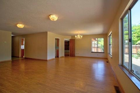 929 E Rumble, Modesto, CA 95350 photo 15
