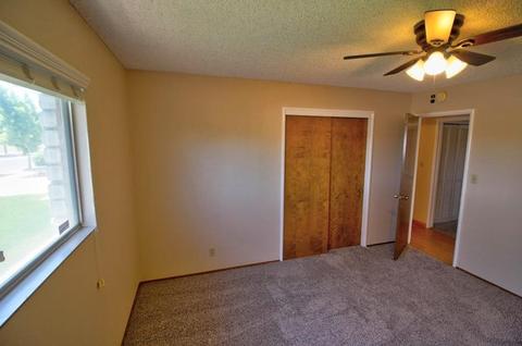 929 E Rumble, Modesto, CA 95350 photo 43