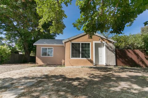 1009 Watson Ave, Modesto, CA 95358 photo 2