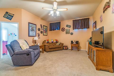 2820 Walnut Ter, Modesto, CA 95355 photo 18