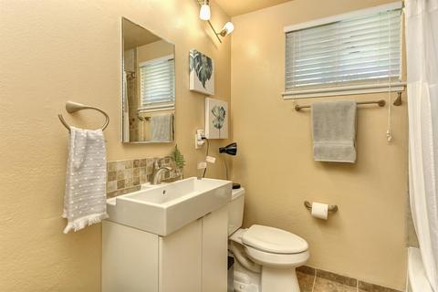 2142 Eric Rd, Carmichael, CA 95608 photo 20