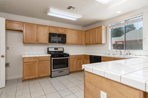 1034 Sparrow Hawk Ln, Patterson, CA 95363 photo 14