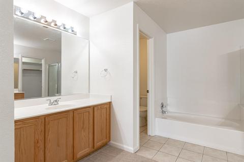 1034 Sparrow Hawk Ln, Patterson, CA 95363 photo 20