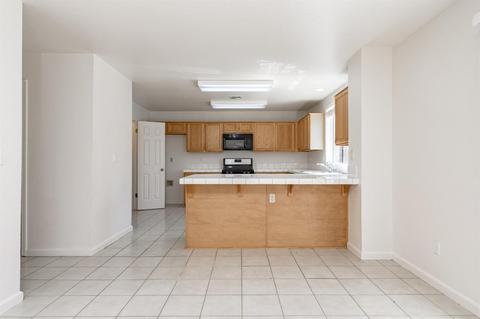1034 Sparrow Hawk Ln, Patterson, CA 95363 photo 13