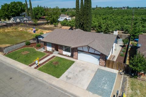 2009 Evelle Ln, Turlock, CA 95380 photo 2