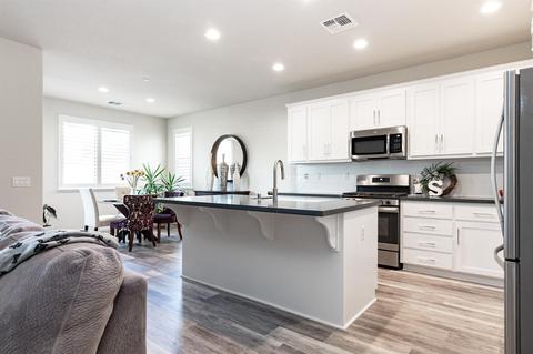 3216 Showcase Way, Modesto, CA 95356 photo 3