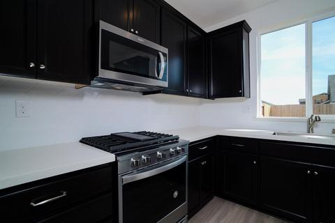1111 Taylor St, Winters, CA 95694 photo 4