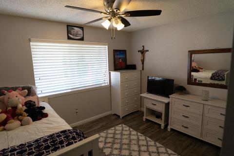 665 Bennington Ave, Turlock, CA 95382 photo 14