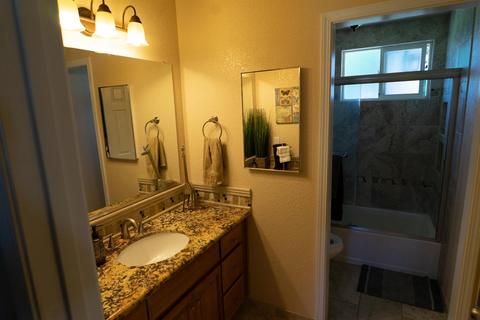 665 Bennington Ave, Turlock, CA 95382 photo 9