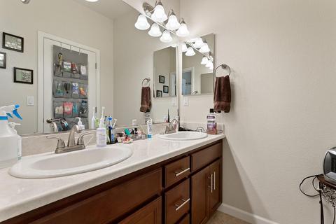 2909 Riverbrook Ct, Modesto, CA 95355 photo 42