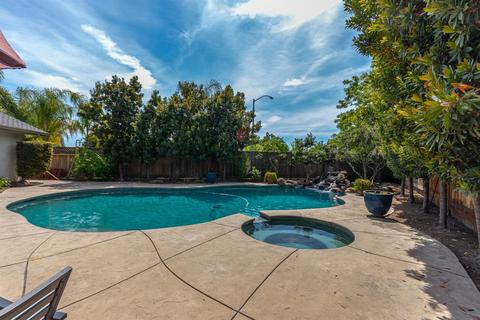 4047 St Patrick Pl, Turlock, CA 95382 photo 3