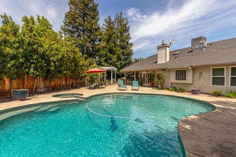 4047 St Patrick Pl, Turlock, CA 95382 photo 2